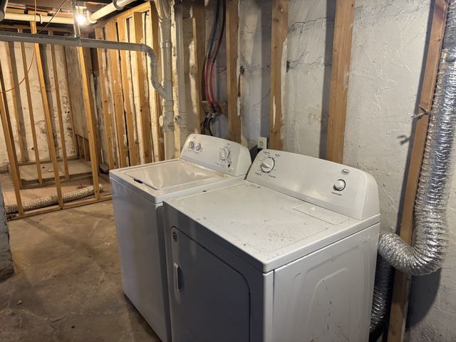 2342 York Street, Des Moines, IA 50316