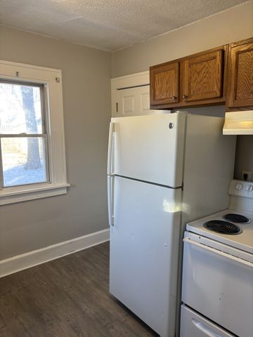 2342 York Street, Des Moines, IA 50316