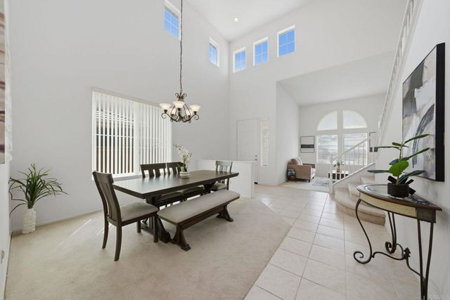 43764 Camino Gallegos, Temecula, CA 92592