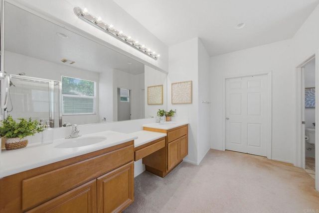 43764 Camino Gallegos, Temecula, CA 92592