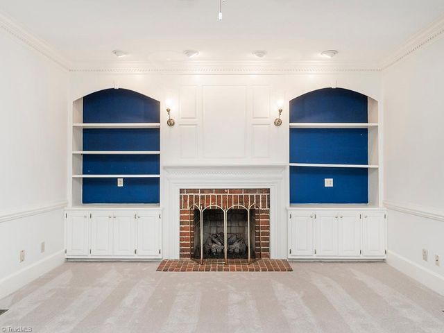 3235 Hiddenwood Lane, Burlington, NC 27215