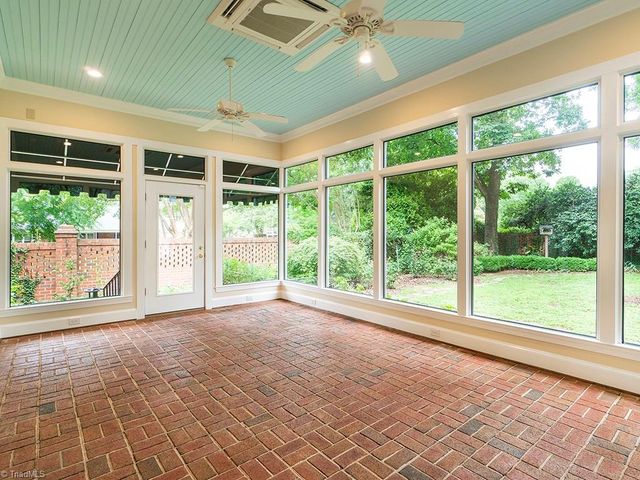 3235 Hiddenwood Lane, Burlington, NC 27215