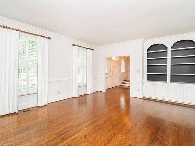 3235 Hiddenwood Lane, Burlington, NC 27215