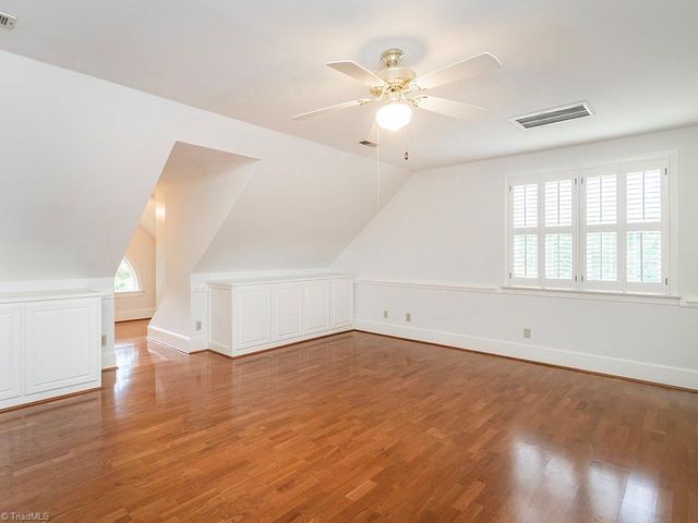 3235 Hiddenwood Lane, Burlington, NC 27215