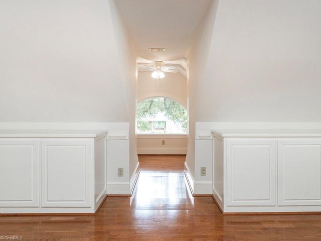 3235 Hiddenwood Lane, Burlington, NC 27215