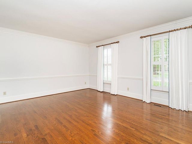 3235 Hiddenwood Lane, Burlington, NC 27215