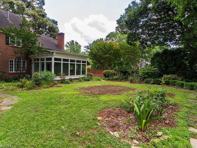3235 Hiddenwood Lane, Burlington, NC 27215