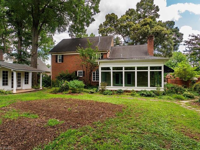 3235 Hiddenwood Lane, Burlington, NC 27215