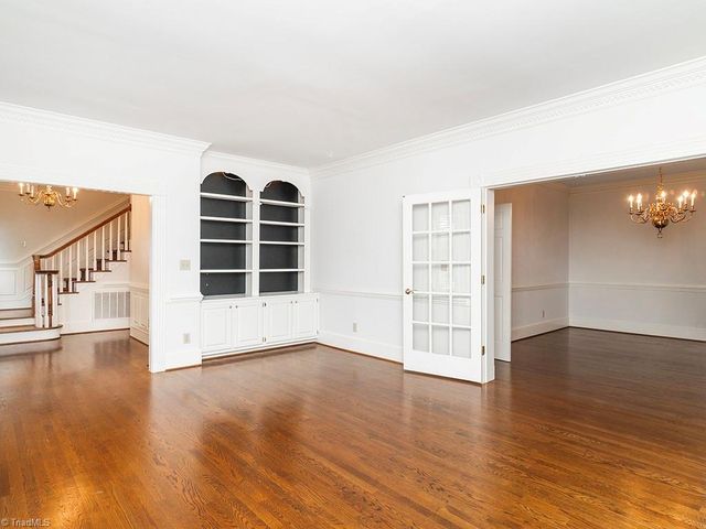 3235 Hiddenwood Lane, Burlington, NC 27215