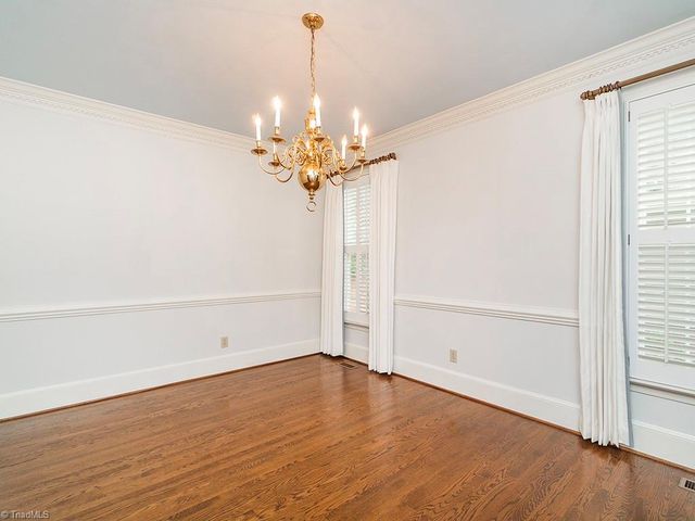 3235 Hiddenwood Lane, Burlington, NC 27215