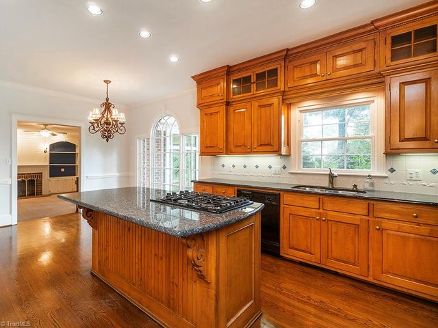3235 Hiddenwood Lane, Burlington, NC 27215