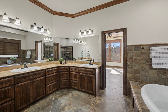 20 Dublin Court, Gordonville, TX 76245