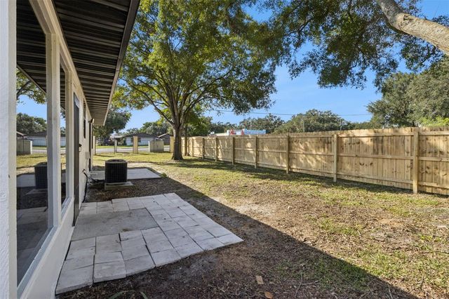 2240 GABARONE BOULEVARD, Auburndale, FL 33823