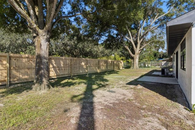 2240 GABARONE BOULEVARD, Auburndale, FL 33823