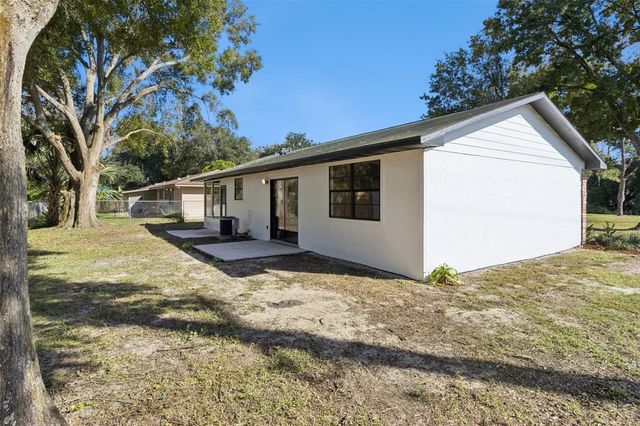 2240 GABARONE BOULEVARD, Auburndale, FL 33823