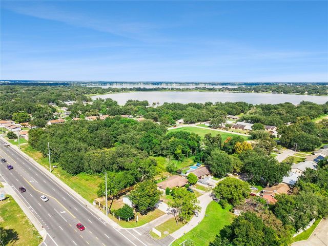 2240 GABARONE BOULEVARD, Auburndale, FL 33823