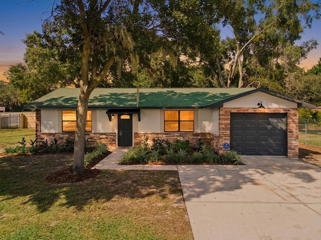 2240 GABARONE BOULEVARD, Auburndale, FL 33823