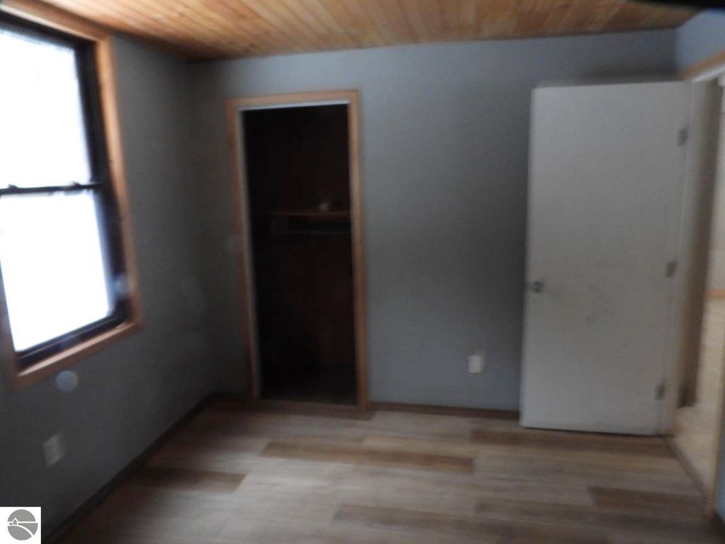 Image 6 of property listing at 13788 Brethren Heights Road, Brethren, MI 49619