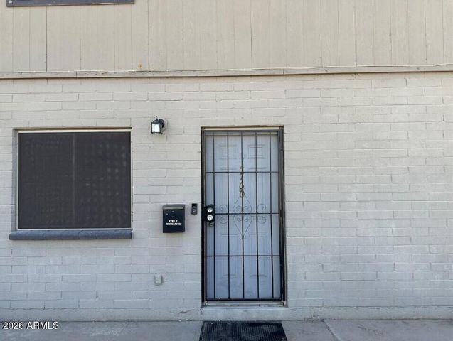 4760 E PORTLAND Street, Phoenix, AZ 85008