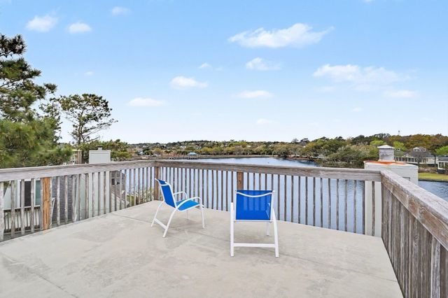 12 Riptide Ln., Pawleys Island, SC 29585