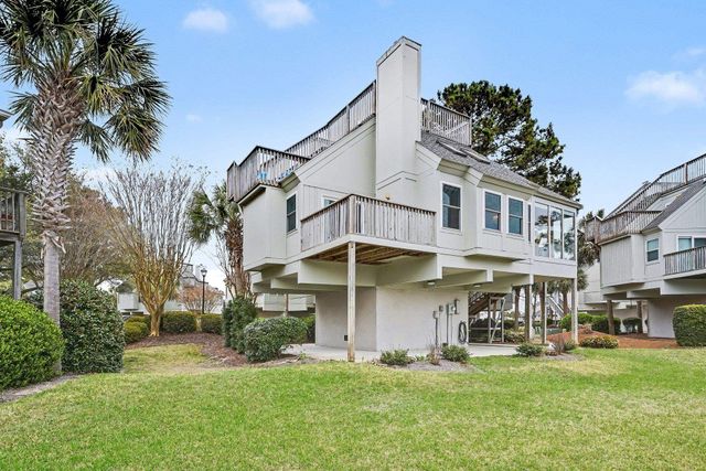 12 Riptide Ln., Pawleys Island, SC 29585