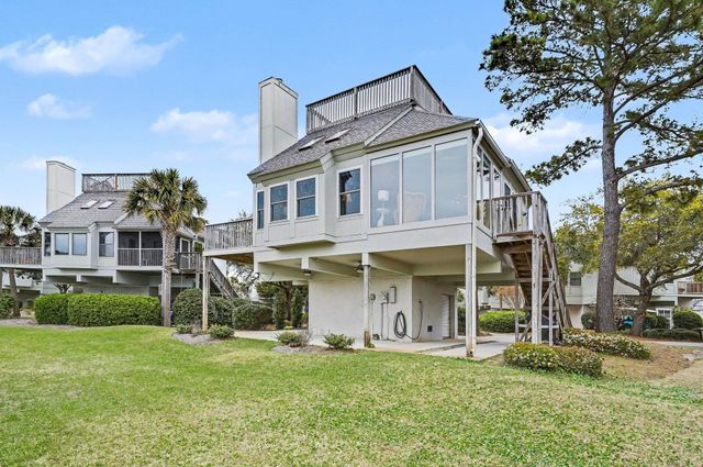 12 Riptide Ln., Pawleys Island, SC 29585