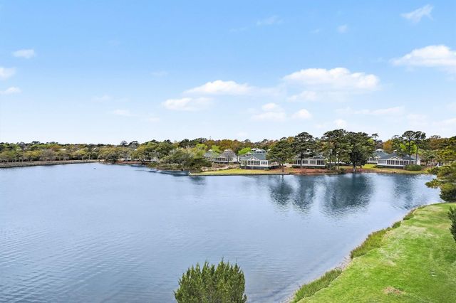 12 Riptide Ln., Pawleys Island, SC 29585