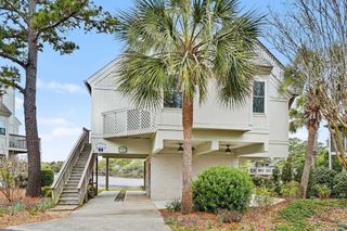 12 Riptide Ln., Pawleys Island, SC 29585