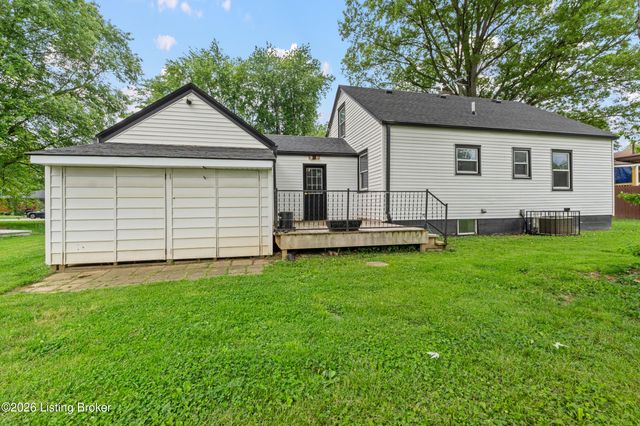 3215 Bridwell Dr, Louisville, KY 40216