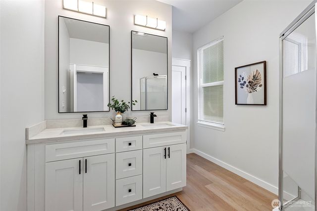 210 S Cambrian Avenue, Bremerton, WA 98312