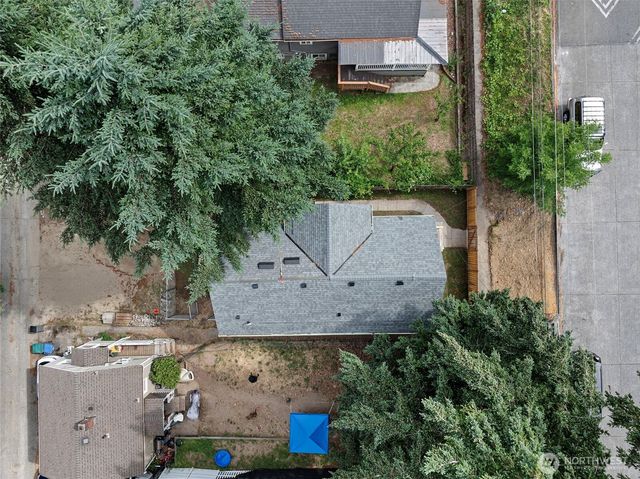 210 S Cambrian Avenue, Bremerton, WA 98312