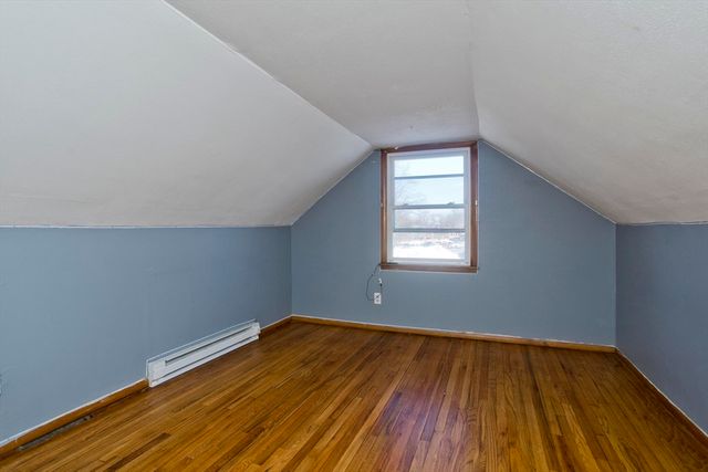 3 Fordham St, Springfield, MA 01104