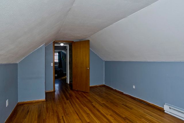 3 Fordham St, Springfield, MA 01104