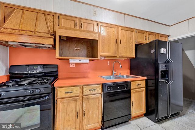 5616 FERNPARK AVE, Baltimore, MD 21207