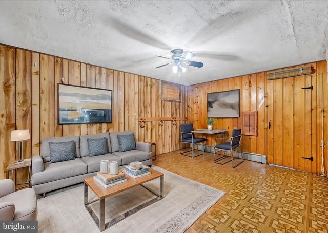 5616 FERNPARK AVE, Baltimore, MD 21207