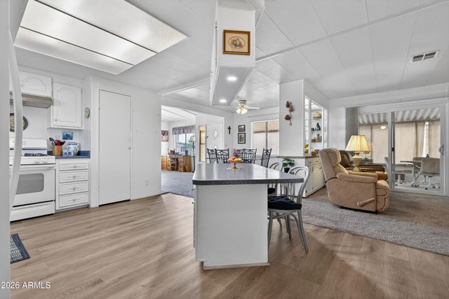 9254 E CACTUS Lane S, Sun Lakes, AZ 85248