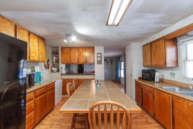 1001 W BOND Street, Pampa, TX 79065