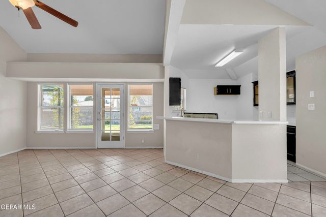 14016 Tuckey Lane, Horizon City, TX 79928