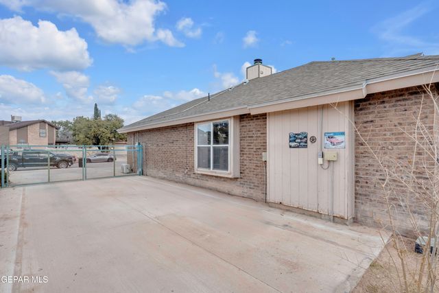 14016 Tuckey Lane, Horizon City, TX 79928