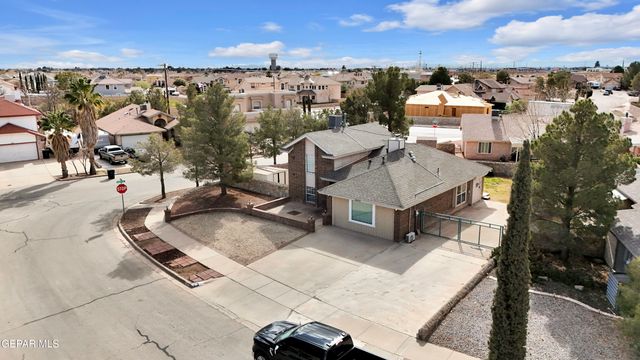 14016 Tuckey Lane, Horizon City, TX 79928