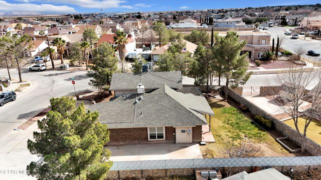 14016 Tuckey Lane, Horizon City, TX 79928