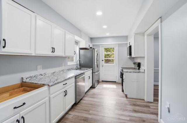 7338 Scottwood Avenue, Cincinnati, OH 45237