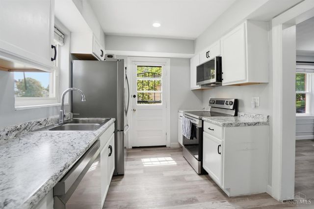 7338 Scottwood Avenue, Cincinnati, OH 45237