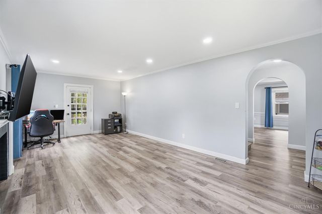 7338 Scottwood Avenue, Cincinnati, OH 45237