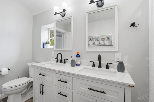 7338 Scottwood Avenue, Cincinnati, OH 45237