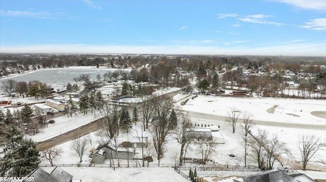 49939 Fairchild Road, Chesterfield, MI 48051