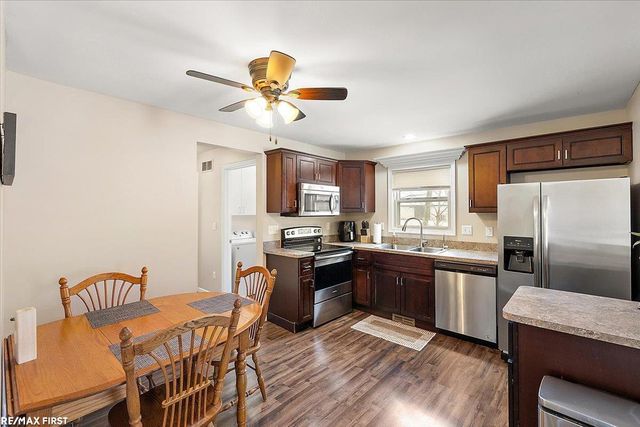 49939 Fairchild Road, Chesterfield, MI 48051