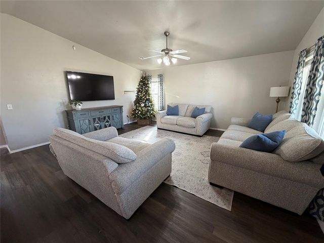 15604 Camellia Road, Oklahoma City, OK 73170