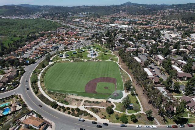 2540 Sawgrass St, El Cajon, CA 92019