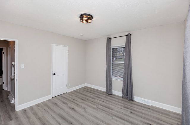 2721 Cornell Street, Des Moines, IA 50313